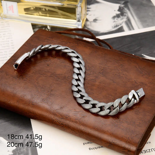 Glossy Snake Pattern Fashion Bracelet for Unique Style